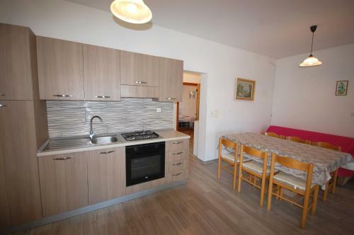 Apartments Snjezana
