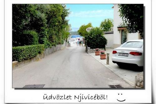 Nat�lia Apartment Njivice
