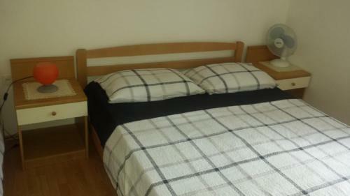 Apartment Ornelia - 70 M From Beach
