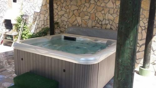 Apartment Ornelia - 70 M From Beach