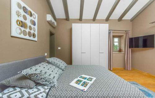 Nova Vas Villa Sleeps 8 Pool Air Con Wifi