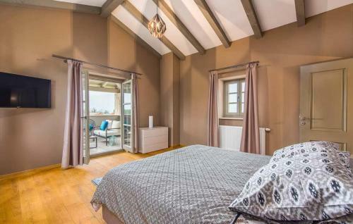 Nova Vas Villa Sleeps 8 Pool Air Con Wifi