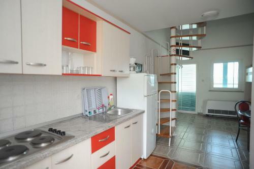 Apartments Brano - With Pool