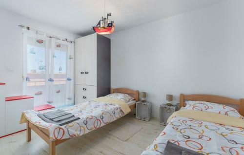 Apartment Leon With Balcony