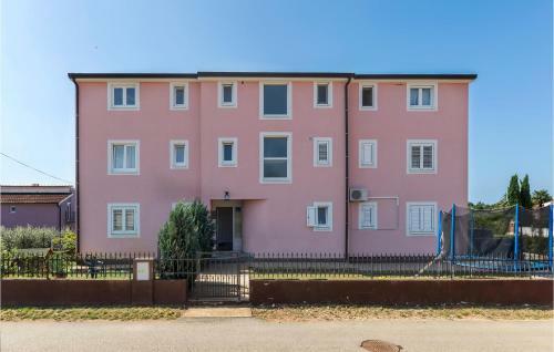 Amazing Apartment In Nova Vas With 2 Bedrooms
