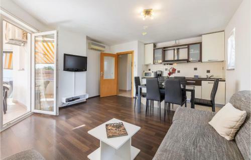 Amazing Apartment In Nova Vas With 2 Bedrooms