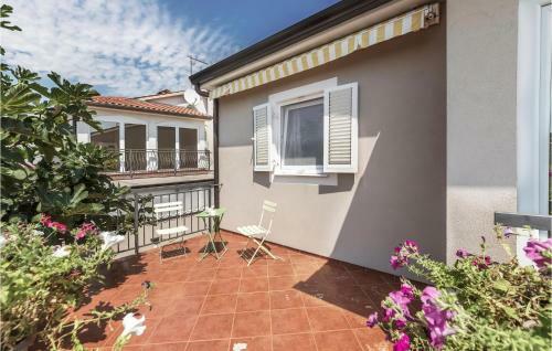 Stunning Home In Nova Vas With Wifi And 2 Bedrooms