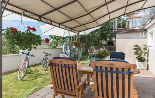 Stunning Home In Nova Vas With Wifi And 2 Bedrooms
