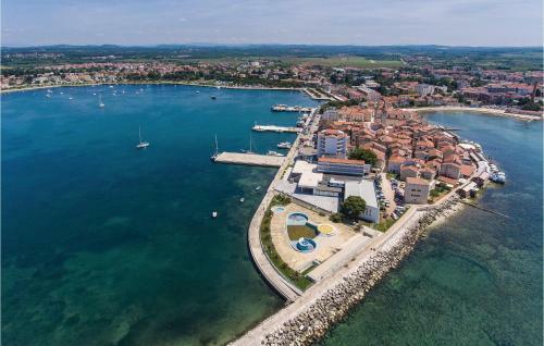 Three-bedroom Apartment In Novigrad