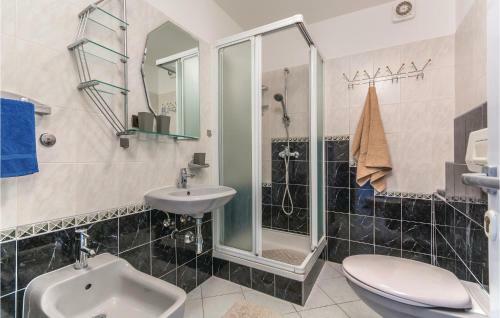 Three-bedroom Apartment In Novigrad