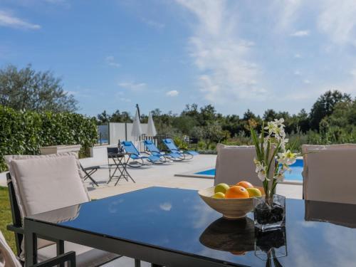 Holiday Home Villa Tonka