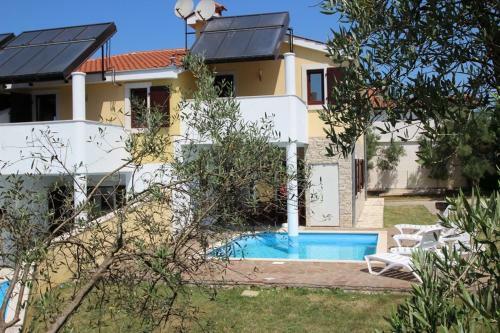 Apartamento Holiday Home Rosie