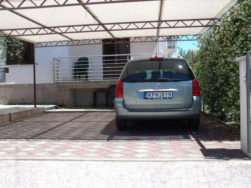 Studio Apartment In Novigrad With Balcony, Air Conditioning, Wifi (4926-2)