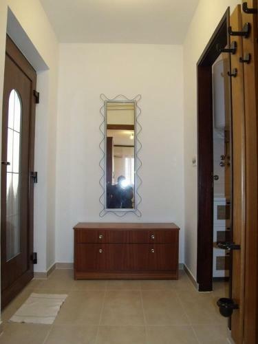 Studio Apartment In Novigrad With Balcony, Air Conditioning, Wifi (4926-2)