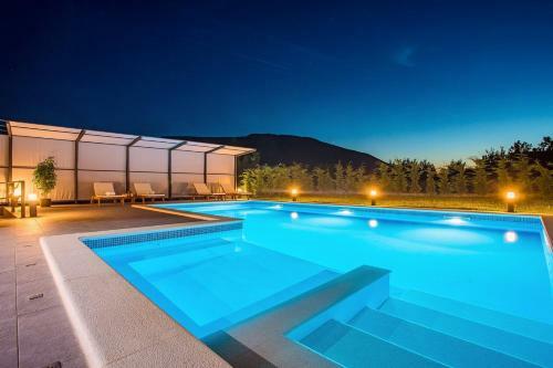 Apartment Villa Bego Heated Pool With Jaccuzzi, Summer Kitchen, Garden