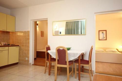 Apartments Tonka - 150m From Sea