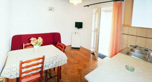 Apartments Stjepan - 10m From Beach