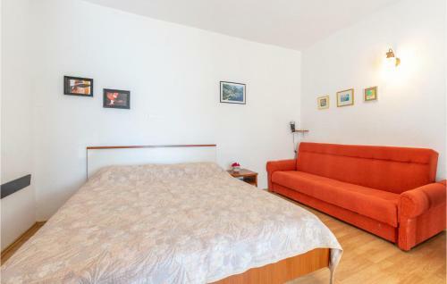 Awesome Home In Pisak W/ 4 Bedrooms