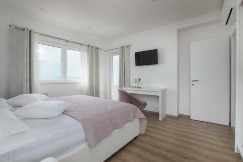 Luxury Holiday Home Dioniz