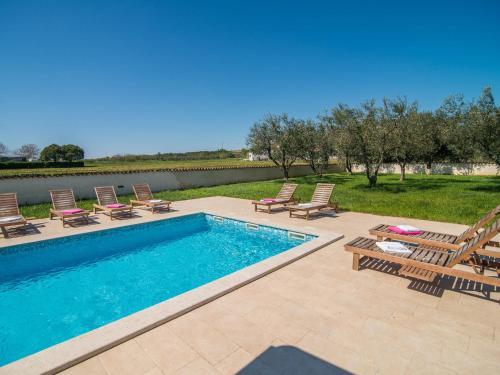 Minimalistically Decorated Villa Pomer With Private Pool And Fenced Yard