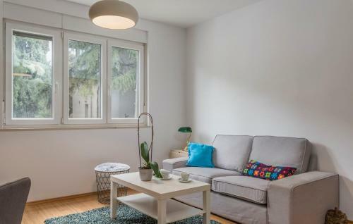Apartment Orchis With Balcony In The City Center