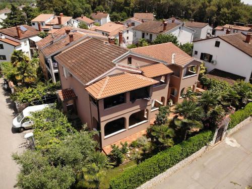 Apartment Leonard