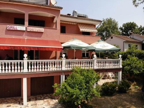 Hostal Two Bed Rooms Fortuna Near The Beach