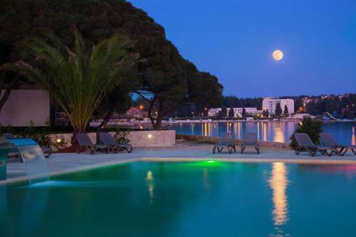 Hostal Two Bed Rooms Fortuna Near The Beach