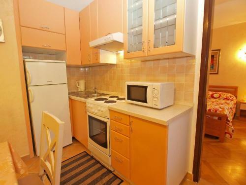 Apartments Veli Maj 1097