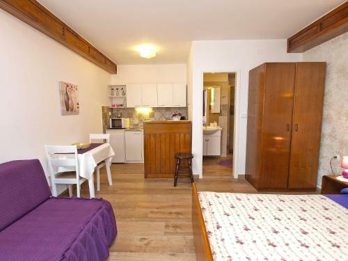 Apartments Veli Maj 1097