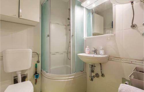 Nice Apartment In Porec W/ Wifi And 1 Bedrooms