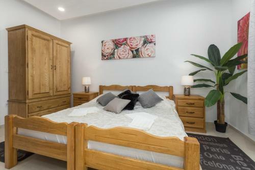 Chic Apartments In Pore? Old Town