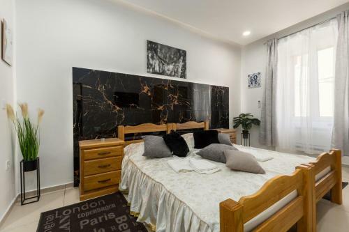 Chic Apartments In Pore? Old Town