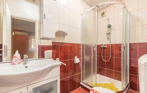 Hostal Apartment House Materada