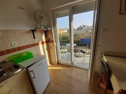 Hostal Apartments Katja With Garden And Pool