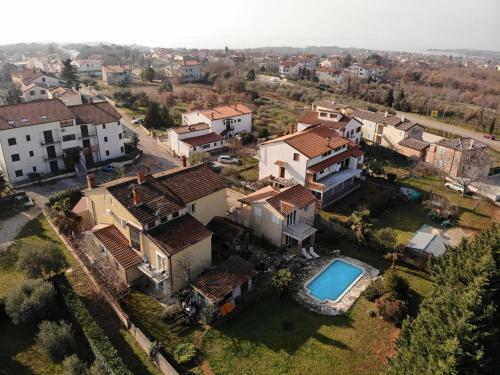 Hostal Apartments Katja With Garden And Pool