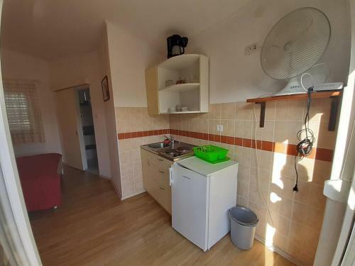 Hostal Apartments Katja With Garden And Pool