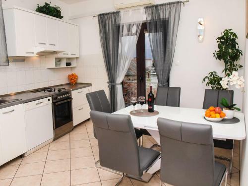 Apartment Vrilo - 20m From Beach