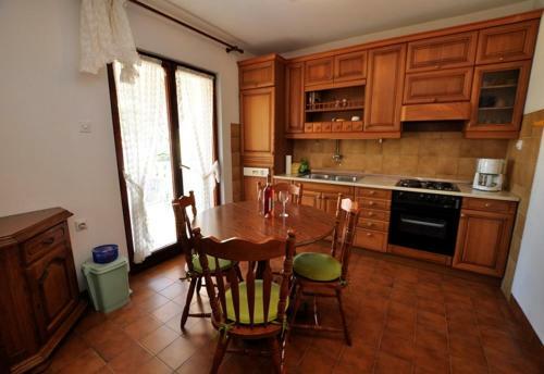 Apartments Pavao - With Parking