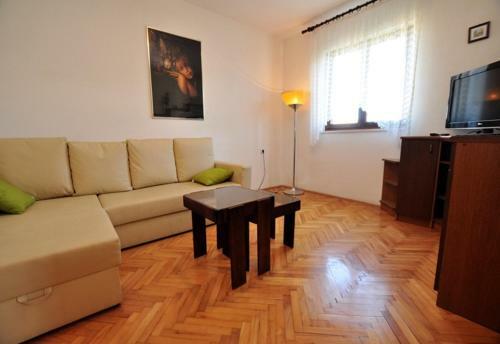 Apartments Pavao - With Parking