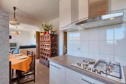 Apartments Bozidar 2035