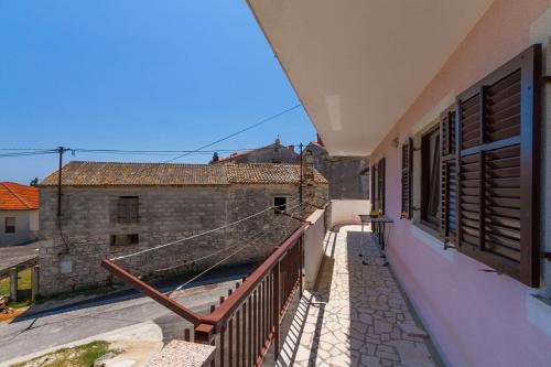 Apartments Bozidar 2035