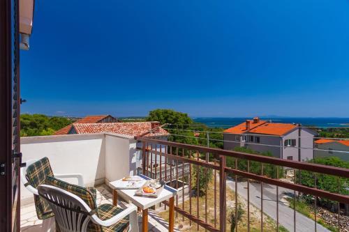 Apartments Bozidar 2035