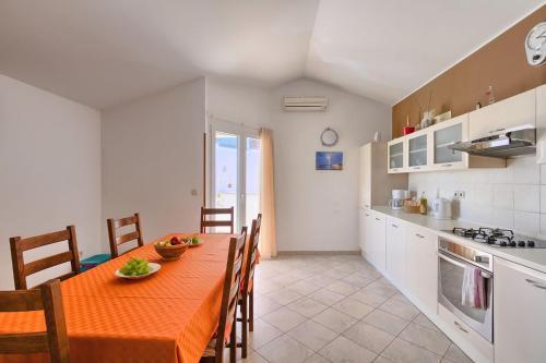 Apartments Bozidar 2035