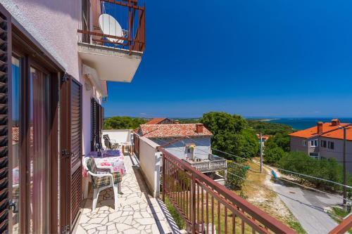 Apartments Bozidar 2035