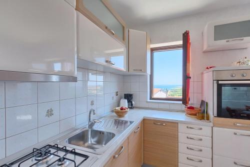 Apartments Bozidar 2035