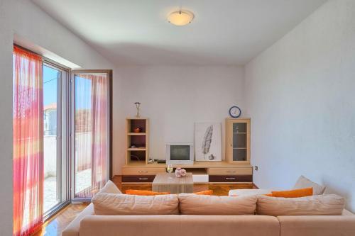 Apartments Bozidar 2035