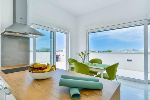 Modern Two Bedroom Apartment - Sk3