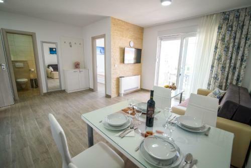 Apartamento Villa In Center, With Swimming Pool And Jacuzzi
