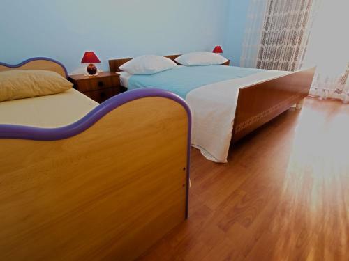 Apartments Nevina 1230